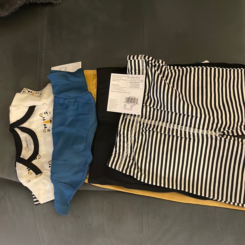 Onesies Baby Boys Bodysuits & Pants Set